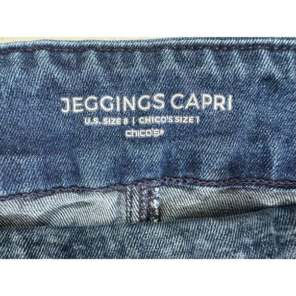 Chicos Capri Jeggings Size 1 or 8 (30x18) Mid Rise Floral Pull On Stretchy - Picture 3 of 8